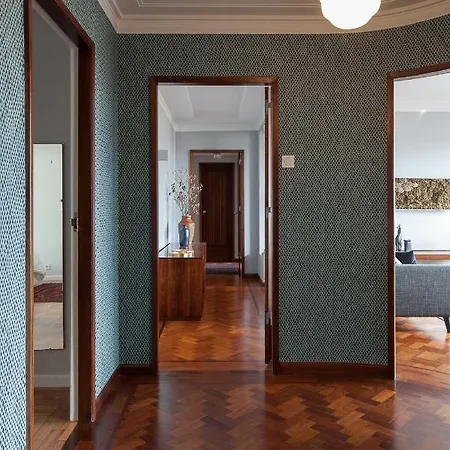 Art Deco Apartment Over Bolhao Market Apartment Porto
